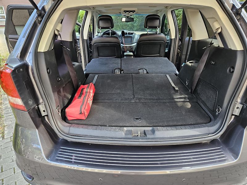 Dodge Journey (2017) GT 3,6 V6 AWD LPG 7 míst - fotka 12 z 24