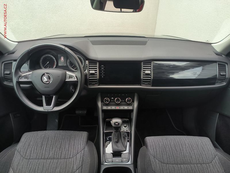 Škoda Kodiaq (2019) 2.0 TDi, Style, DSG, +kola - fotka 8 z 32