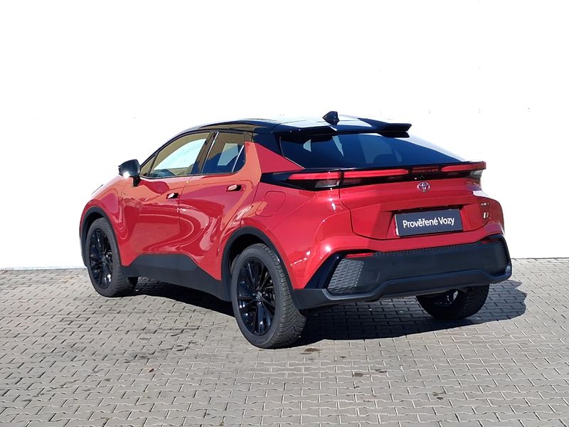 Toyota C-HR 2,0 HEV e-CVT GR Sport - fotka 7 z 24