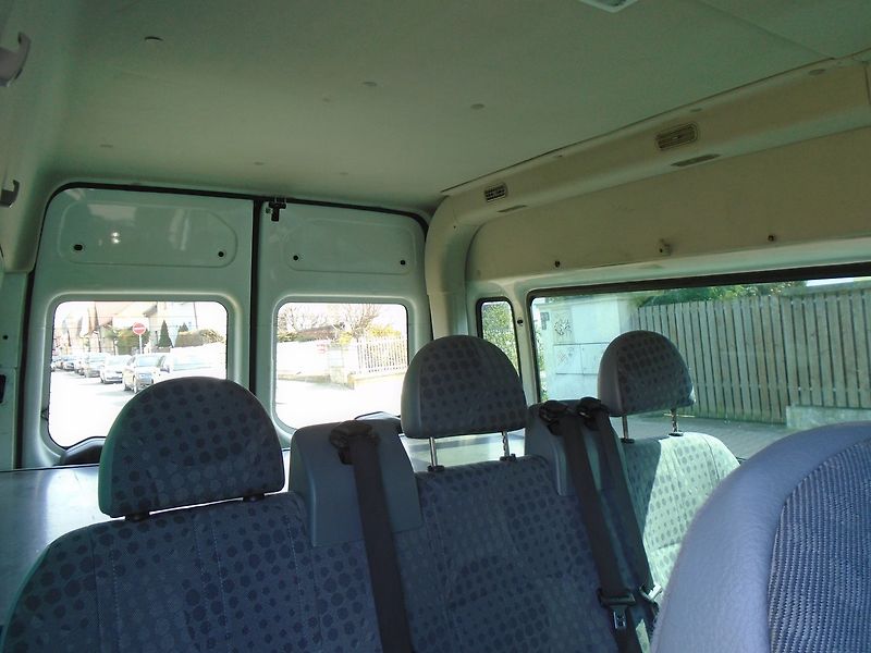 Ford Transit (2014) 2.2 TDCi 9 míst BUS L3H2 Klima - fotka 15 z 31