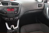 Kia Ceed (2013) 1.4 CRDi, nová STK, udržované - náhled 8