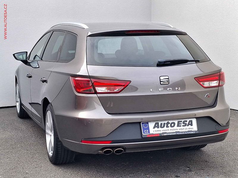 Seat Leon (2014) 1.4 TSi, FR, výhřev sed - fotka 6 z 16