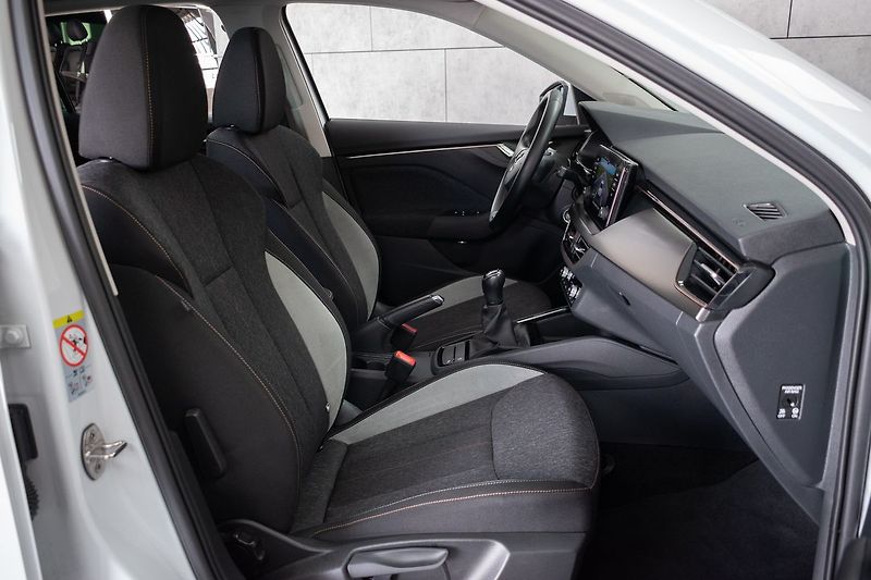 Škoda Scala 1.0 TSI STYLE PLUS*DPH*ČR* - fotka 12 z 39