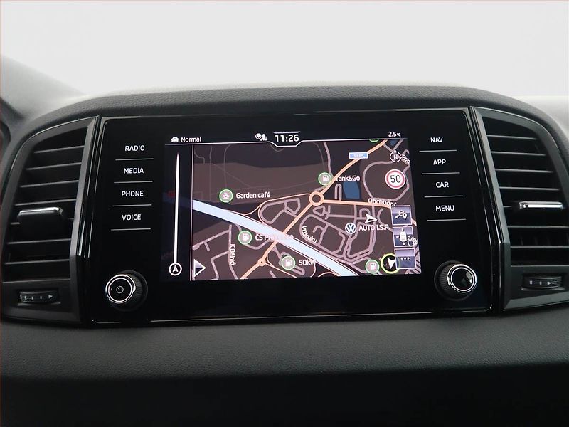 Škoda Karoq (2024) Sportline 1.5 TSI - fotka 28 z 30
