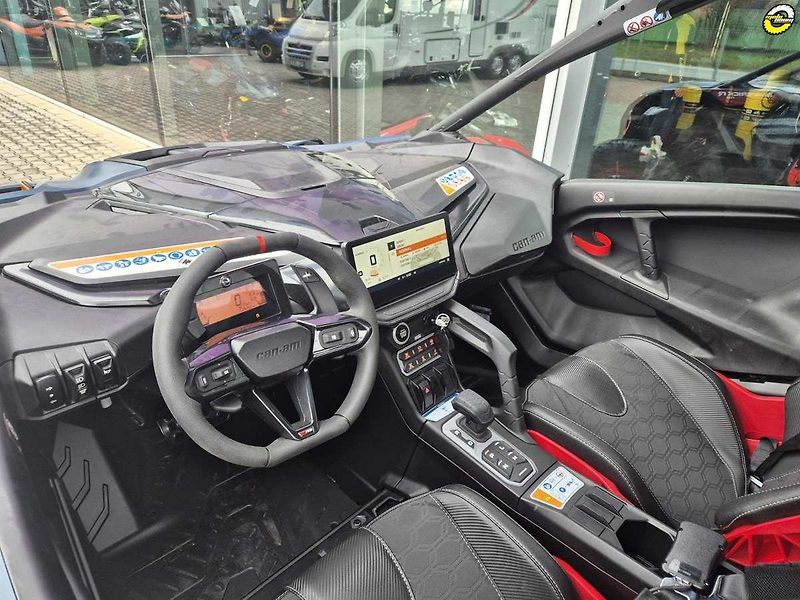 Can-Am Maverick R (2026) X RS DCT SAS 999T MY26 - fotka 18 z 26