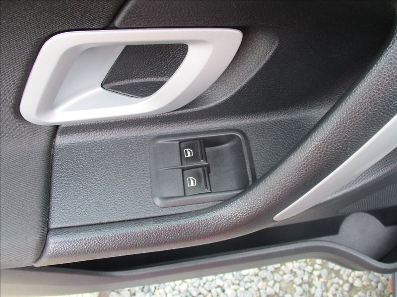 Škoda Fabia 1,4 i 16V, klima, ABS, ESP, - fotka 19 z 25