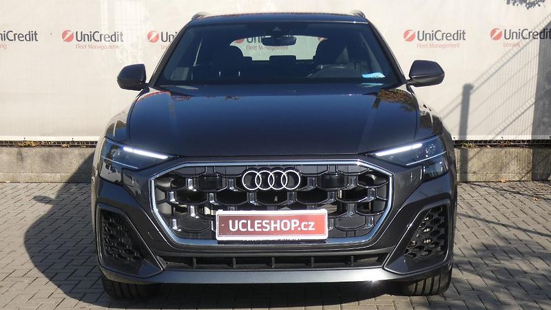 Audi Q8 55 TFSI quattro tiptronic - fotka 2 z 26