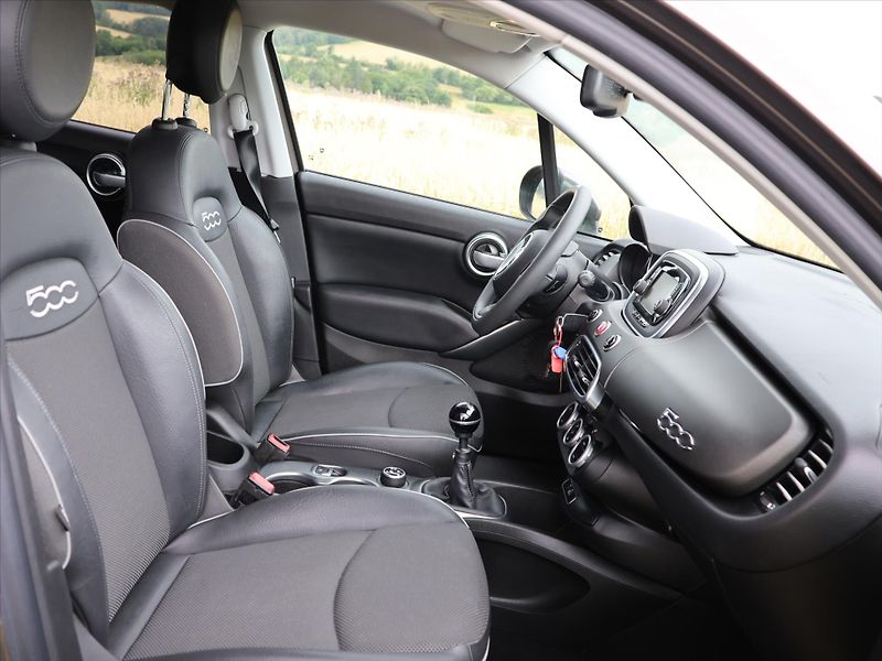 Fiat 500X 2,0 MJet 103kW 4x4 Aut.klima - fotka 12 z 35