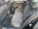Volkswagen Passat (2017) 1.6 TDi, Comfortline, kamera - náhled 10