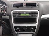 Škoda Octavia (2011) Ambiente 1.6 TDI, Serv.kniha - náhled 12