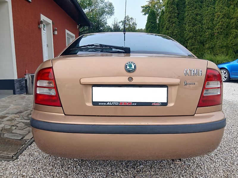 Škoda Octavia 1.9 TDi - fotka 4 z 29