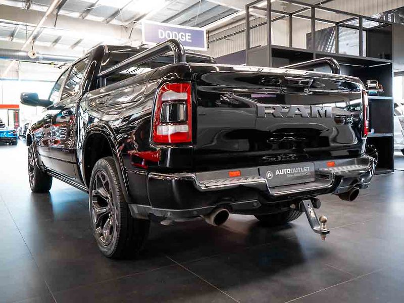 Dodge RAM (2022) 5.7 Limited Night Edition 22 - fotka 2 z 42