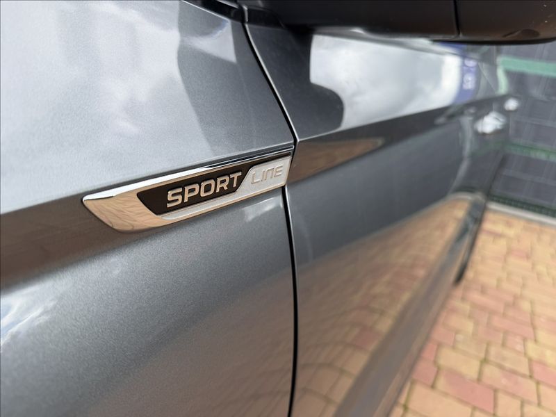Škoda Karoq 2.0 TDI Sportline Virtual/Full - fotka 6 z 21