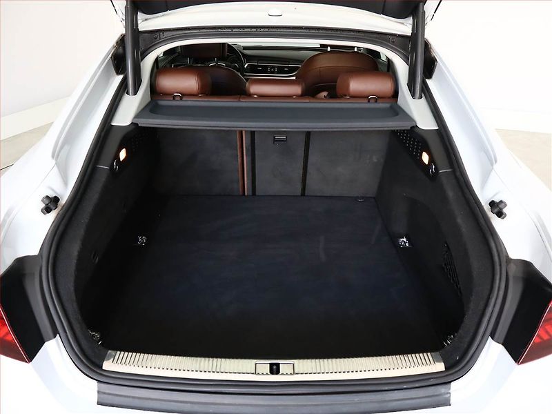 Audi A7 (2015) S-Line 3.0 TDI - fotka 12 z 22