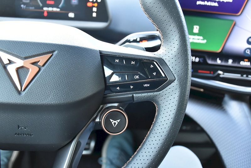 Cupra Tavascan (2025) ENDURANCE 210kW - fotka 32 z 35