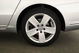 Volkswagen Passat (2014) 2.0 TDI, Navi, Tempomat - náhled 18