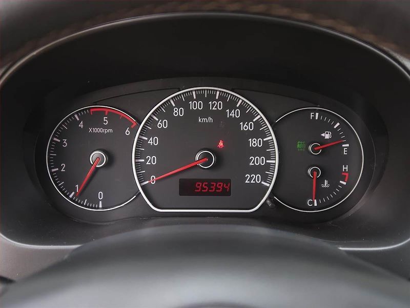 Suzuki SX4 (2009) 1.9 DDiS, 4X4, Serv.kniha - fotka 11 z 14