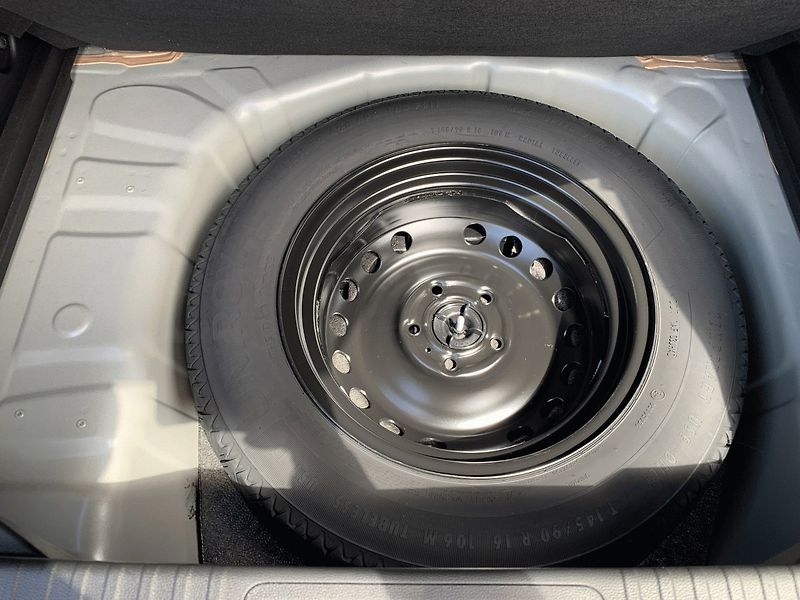 Renault Captur (2026) Techno TCe 115 - fotka 7 z 10