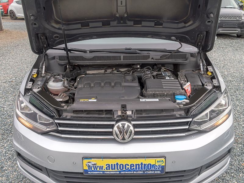 Volkswagen Touran (2019) 2.0TDI 110KW – Cebia 5*! - fotka 46 z 53