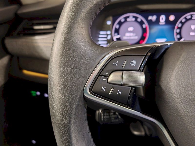 Škoda Octavia (2025) 1.5 TSI 110 kW DSG Top Selecti - fotka 8 z 31
