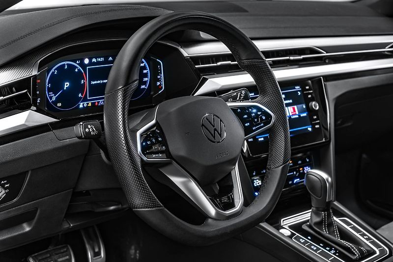Volkswagen Arteon Shooting Brake 2.0TDI  DSG R-line SB Masáže L - fotka 15 z 23