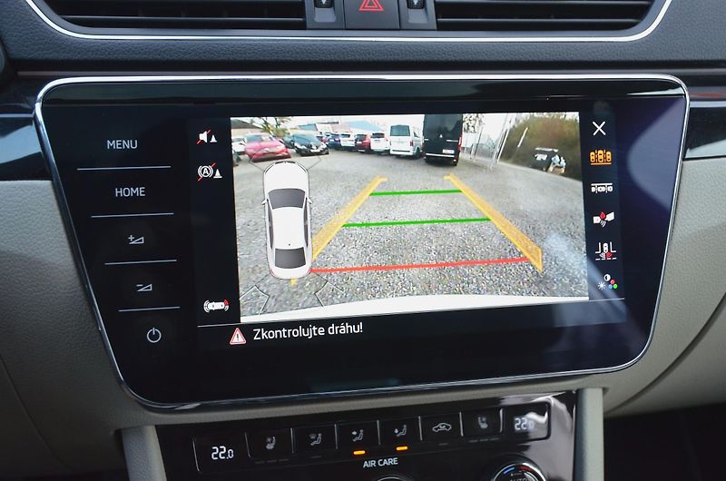 Škoda Superb (2017) 2.0 TSi 206kW DSG 4x4 L&K / ČR - fotka 37 z 50