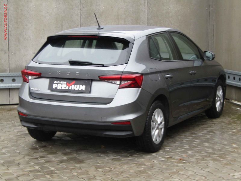 Škoda Fabia (2025) 1.0TSi, 1.maj,ČR, LED, AC - fotka 4 z 20
