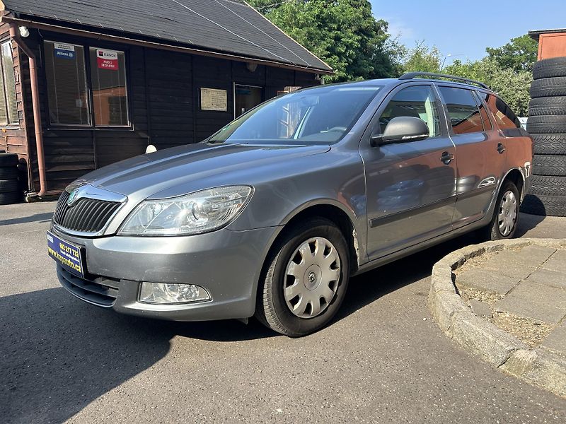 Škoda Octavia 2.0 TDI Champion Ambition Comb - fotka 30 z 30