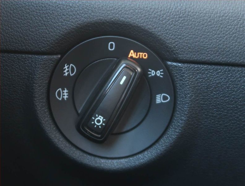Škoda Octavia (2014) RS 2.0 TDI, Automat, Navi - fotka 17 z 22