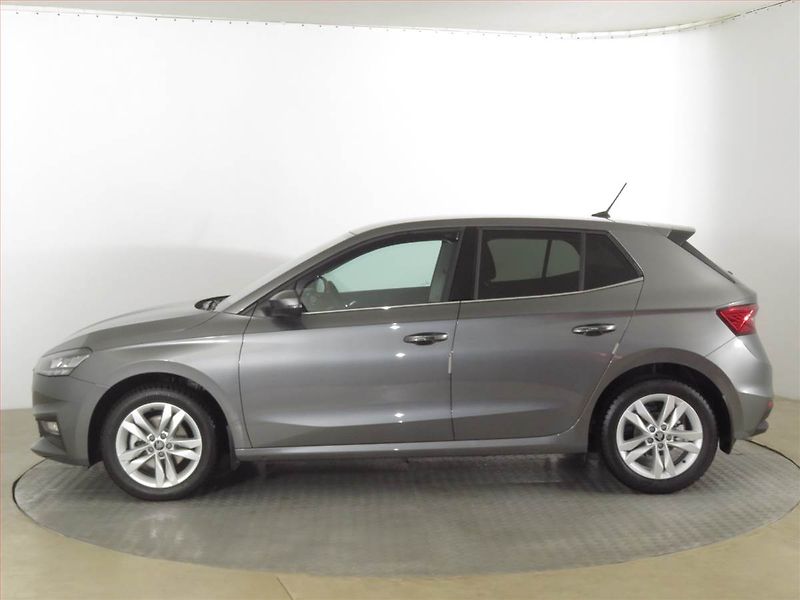 Škoda Fabia (2025) Top Selection 1.0 TSI - fotka 3 z 18