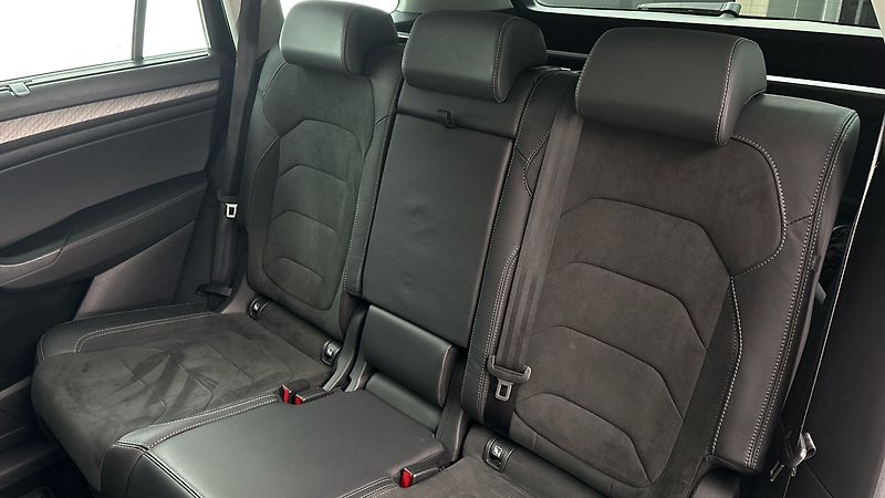 Škoda Kodiaq 2.0 TDI DSG 4x4 Style - fotka 16 z 31