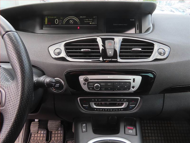 Renault Grand Scénic (2013) 1.2 TCe, Serv.kniha, Navi - fotka 12 z 22