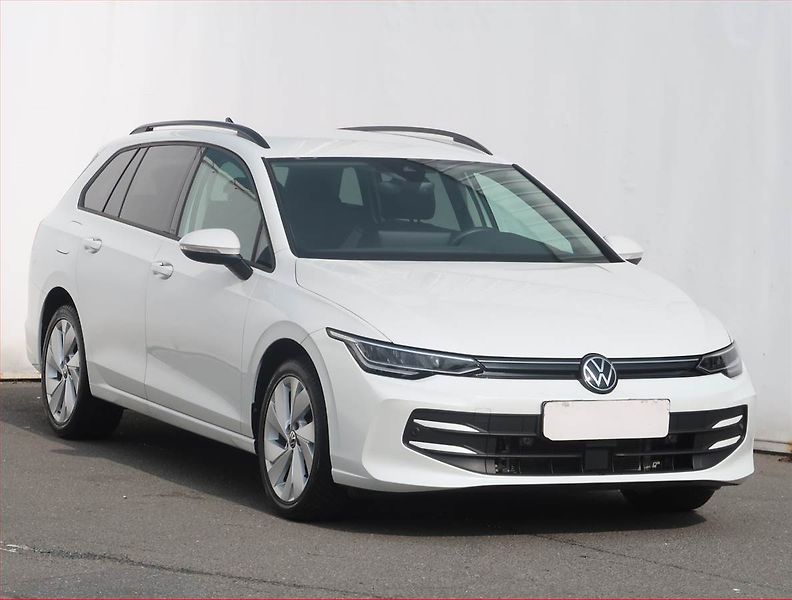 Volkswagen Golf (2025) 1.5 TSI, Full Led,Kamera - fotka 1 z 23