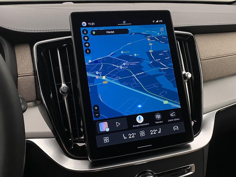 Volvo XC90 (2026) B5 AWD AUT CORE 7míst - fotka 41 z 56