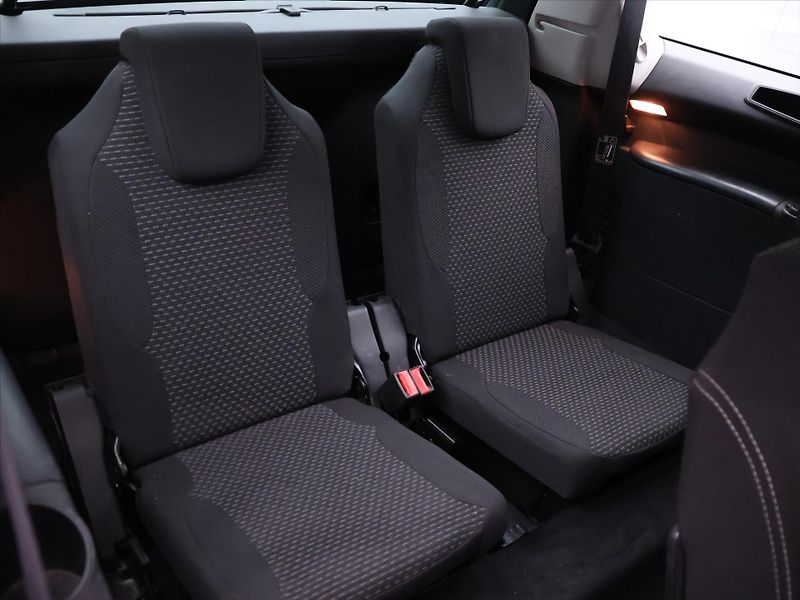 Citroën C4 Picasso 2,0 HDi 110 kW Tendance Tažné - fotka 18 z 26