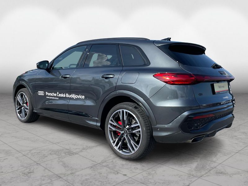 Audi Q5 E-HYDBID QUATTRO - fotka 7 z 29