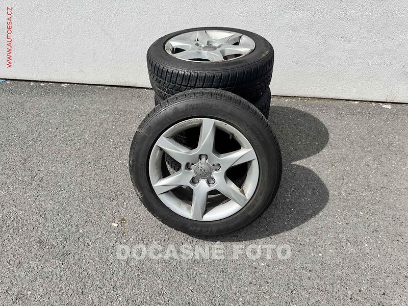Audi A3 (2013) 2.0TDi, AT, bixen, AC - fotka 17 z 17