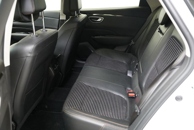 Renault Talisman - fotka 23 z 24
