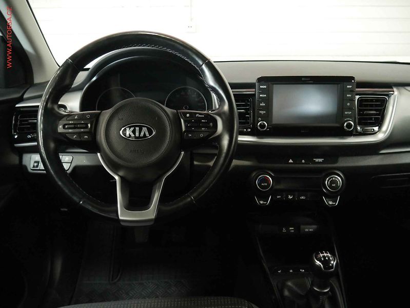 Kia Stonic (2019) 1.2i, 2.maj,ČR, navi, autoAC - fotka 11 z 21