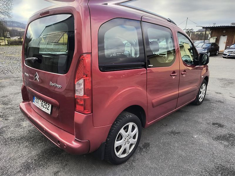 Citroën Berlingo (2011) 1.6 HDI MULTISPACE ČR/AC/PC/CD - fotka 8 z 35