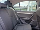 Škoda Octavia 1,6 TDI VÝHŘEV NEZ.TOPE XENONY - náhled 12
