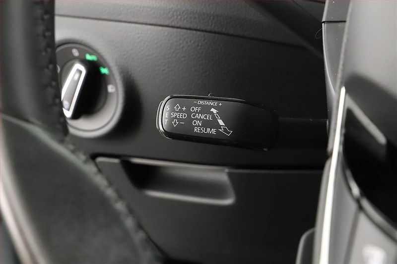 Škoda Superb (2022) Style 2.0 TDI - fotka 17 z 19