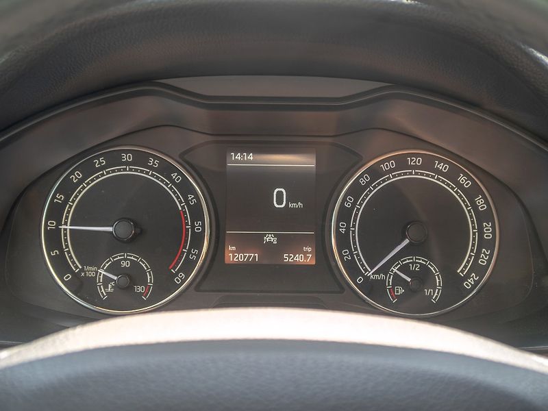 Škoda Scala (2020) ČR 1.6TDI 85KW – PLNÝ SERVIS - fotka 20 z 47