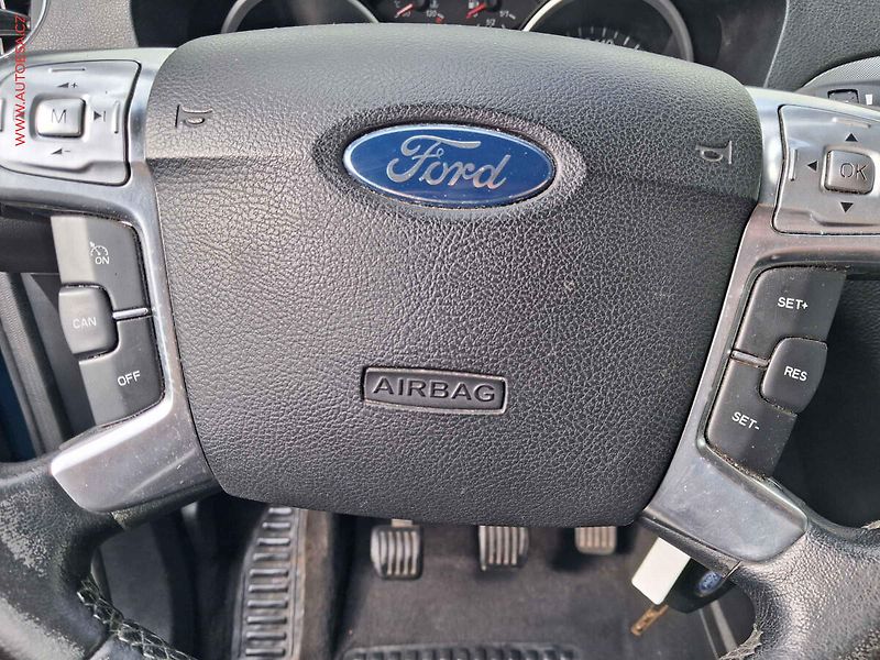 Ford S-MAX (2008) 1.8 TDCi, AC, TZ, park.asist - fotka 13 z 17