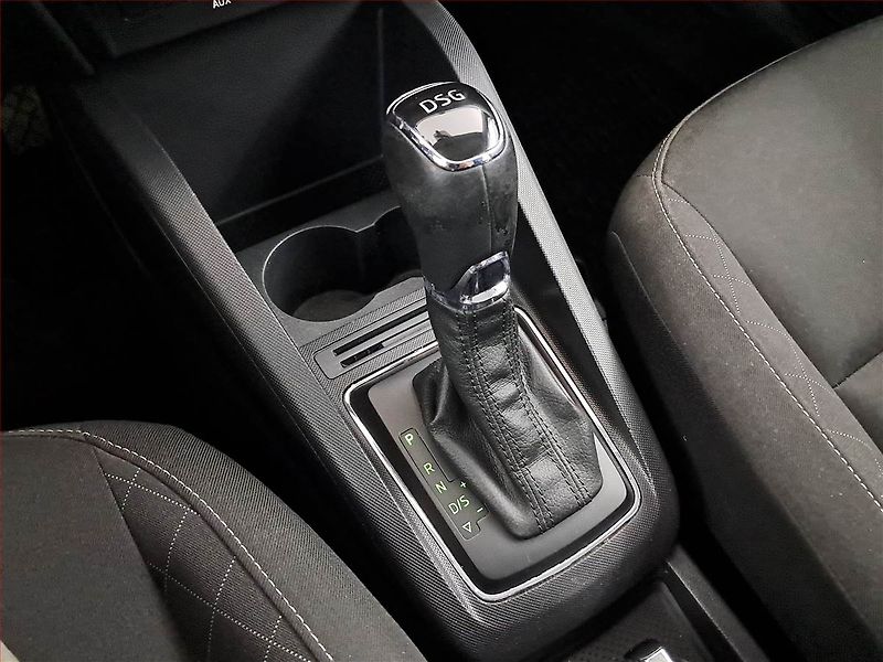 Škoda Fabia (2015) Ambition 1.2 TSI, Automat - fotka 13 z 19