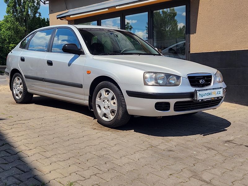 Hyundai Elantra (2001) 1.6-ZACHOVALÝ STAV-NÍZKÉ KM - fotka 7 z 13