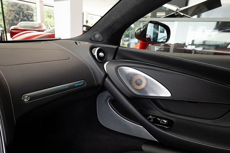 McLaren Ostatní Bower&Wilkins/Pano/LIFT - fotka 14 z 28