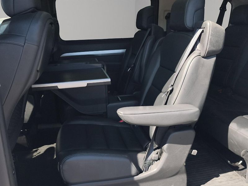 Toyota ProAce Verso (2022) L1 SELECTION 2.0 D-4D 130kW, Č - fotka 27 z 30