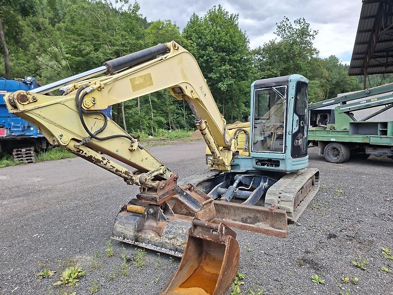 Yanmar (2002)  VIO 70  - fotka 1 z 13