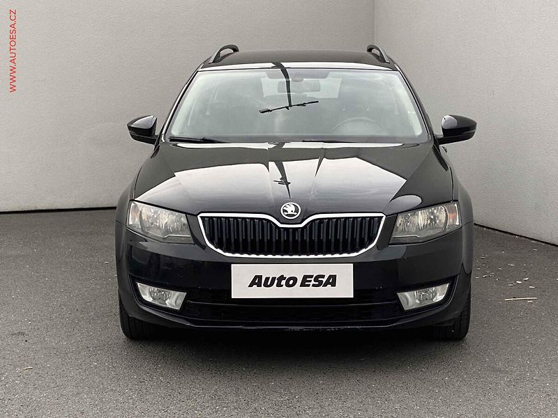 Škoda Octavia (2015) 2.0 TDi 4x4, Elegance - fotka 2 z 17